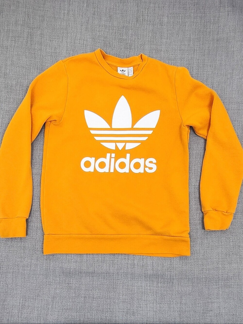 adidas Original Trefoil Logo Crewneck Sweater. 14